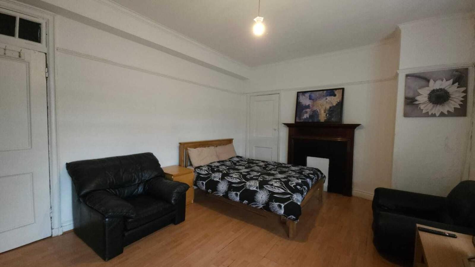 Edgware Station Appartement *